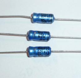 Kondensator elektrolityczny osiowy 10uF 63V