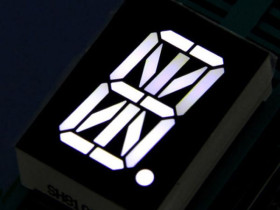 0.8 Inch 16 Segment LED White - Common Anode