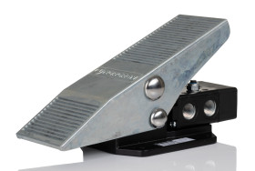 Zawór regulacyjny pneumatyczny 3/2 z przełącznikiem nożnym G 1/4 Norgren 1/4in 3/2 portowy