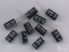 680uF/25V/105C (OPAK. 10 SZT.) KONDENSATOR ELEKTROLITYCZNY