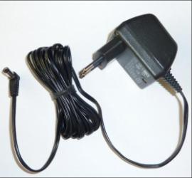 Zasilacz 9V AC 400mA wtyk 5,5/2,5 (prąd zmienny)