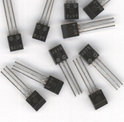 2SA673 PNP 0,5A 35V TRANZYSTOR