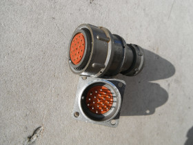 2RM24B19Sz1W1 + 2RM24KPE19G1W1 Złącze 19 pin gniazdo