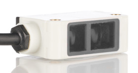 Czujniki fotoelektryczne Rozproszone odbicie w obudowie prostokątnej RS PRO PNP NONC zakres 0,1 m Podczerwona dioda LED