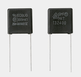 Kondensator foliowy 68nF 300V ac Panasonic Poliester rozstaw: 12.5mm THT ±20