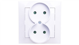 Impresja Gniazdo Podwójne B/U Z Przesłonami Białe Gp-2Yp/00