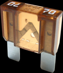 Automotive flat fuse, 70 A, 32 V, brown, (L x W x H) 29.5 x 9 x 34.1 mm, F9070