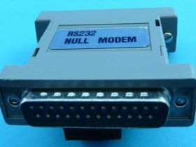 UK-7 RS232 NULL MODEM DB25M/DB25M 135
