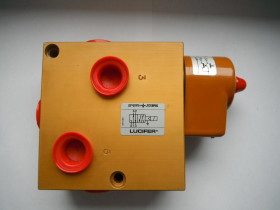 Lucifer 487068 valve 345B 24 zawór 220VAC 15 bar 11W Sperry Vickers