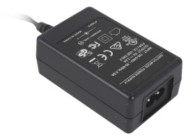Adapter AC/DC Uwy 15V dc Iwy 0 → 1.2A 2,1 x 5,5 x 12 mm, środkowe dodatnie — kątowe 18W