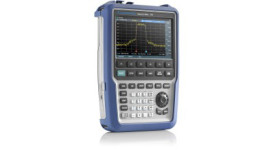 Analizator widma 5 kHz → 4 GHz Rohde & Schwarz l. kanałów: 1 800 x 480piksel 4GHz WVGA 10/100BASE-T, RJ45, USB