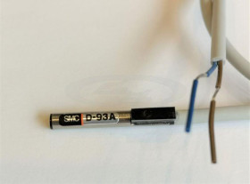 D-93A czujnik położenia tłoka kontaktronowy NO przewód 0,5m SMC