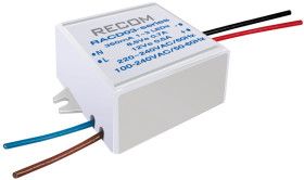 21000129 AC/DC, 3 W, 700 mA, 6 V