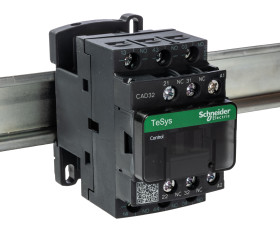 Stycznik Schneider Electric 10 A 3NO + 2NC Szyna DIN Śruba CAD32B7