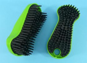 SZCZOTKA GUMOWA DO USUWANIA SIERŚCI Z TA