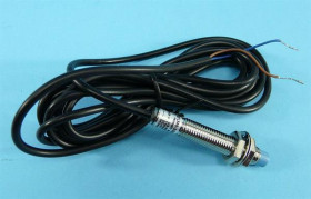 LM-83002LA NO 2mm CZUJNIK INDUK