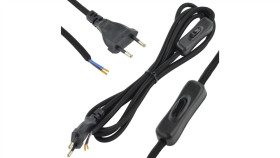 Przewód W Oplocie Do Lampki 2X0,75Mm 2M Czarny