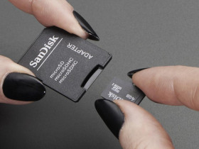 Adafruit 4GB SD card for Raspberry Pi preinstalled with Coder v.9