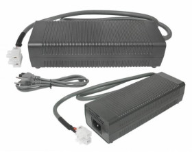 Zasilacz impulsowy 12V 10A z kablem komputerowym