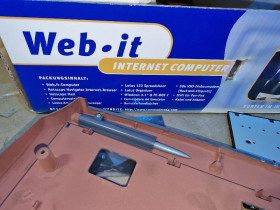 Commodore Web-IT (Non working touchpad)