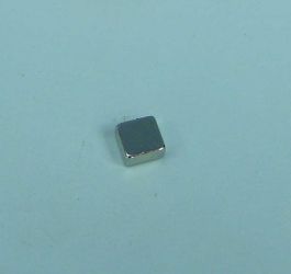 MAGNES KWADRAT 4x4x2,0mm