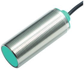 Pepperl+Fuchs Czujnik indukcyjny PNP NBB15-30GM70-E3