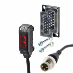 Czujniki fotoelektryczne Retrorefleksyjny w obudowie prostokątnej Omron PNP zakres 200 mm