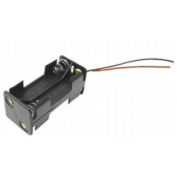 Koszyk na baterie 4xAAA (cienkie paluszki) 6V