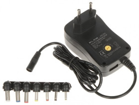 Zasilacz wtyczkowy uniwersalny 3-12V/2A/BL USB