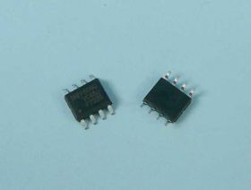 IRF-7205 P 4,6A/30V/3W Rds=0.07 SO-08