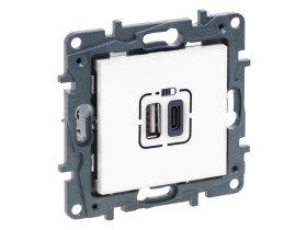 NILOE STEP Gniazdo USBx2 A+C 3A białe 863140 LEGRAND