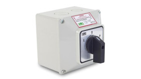 Łącznik Krzywkowy L-0-P 32A 3P W Obudowie Ip65 / Lw32 L-0-P 3P Ob