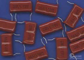 7,7nF/1600V r=20mm KONDENSATOR