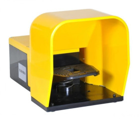 Wyłącznik nożny pojedynczy z osłoną z tworzywa zestyki wolnoprzełączające 1Z 1R KG200L11