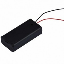 Koszyk obudowa na baterie 2xAA R6 z pokrywką i przełącznikiem