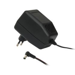 Zasilacz 4,5V/0,8A wt.4/1,7 (+) wtyczkowy