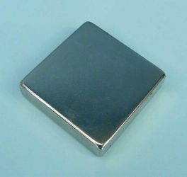 MAGNES KWADRAT 30x30x7,5mm