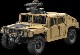 402892 CaDA Humvee 1:8 brown bricks