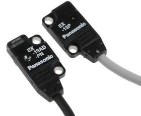 Czujniki fotoelektryczne w obudowie prostokątnej Panasonic PNP zakres 500 mm LED