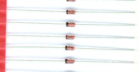 7V5 1.3W DIODA ZENERA (10 SZTUK)