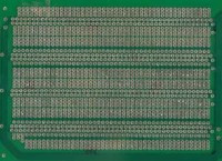 UM-18 Płytka uniwersalna, wymiary: 100 x 136 mm 1701 otworów