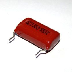 Kondensator 270nF 200V 5% 27mm x 16mm x9mm cena netto