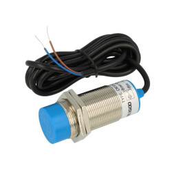 CZUJNIK POJEMNOŚCIOWY CM30-2015A SCR NO 15mm DWUPRZEWODOWY WYSUNIETY