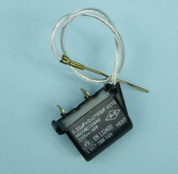 0,22uF 3-PIN BOSCH KOND.PRZECIWZAKŁ.