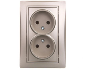 DOMO Gniazdo podwójne bez uziemienia kompletne śrubowe 16A 250V szampański 011280150 25036