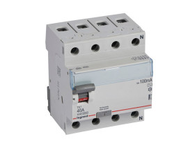 Wyłącznik różnicowoprądowy 4P 40A 100mA typ AC P304 TX3 411718 LEGRAND
