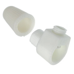 Odgiętka przepust kablowy biały z nakrętką i blokadą kabla