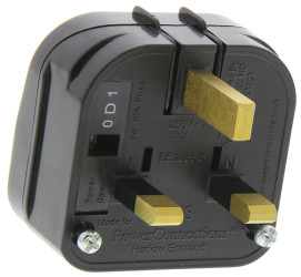 Przemiennik zasilania kraj 1 Italy kraj 2 Wielka Brytania 10A złącze 1 Italian 3 Pin złącze 2 Typ G - brytyjskie