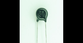 Varistor (ERZ-V07D471) - Panasonic