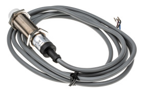 Czujnik zbliżeniowy M18 Pojemnościowy 8 mm RS PRO Niewpuszczany 10→ 30 V DC długość 78mm Gwintowany